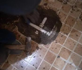 霸州卫生间漏水维修公司为您分享下卫生间渗水如何处理及注意事项